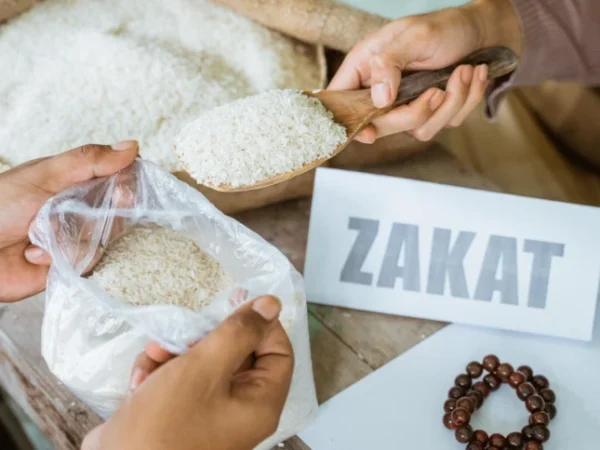 Sejarah Abu Bakar dalam Menghadapi Penolakan Zakat